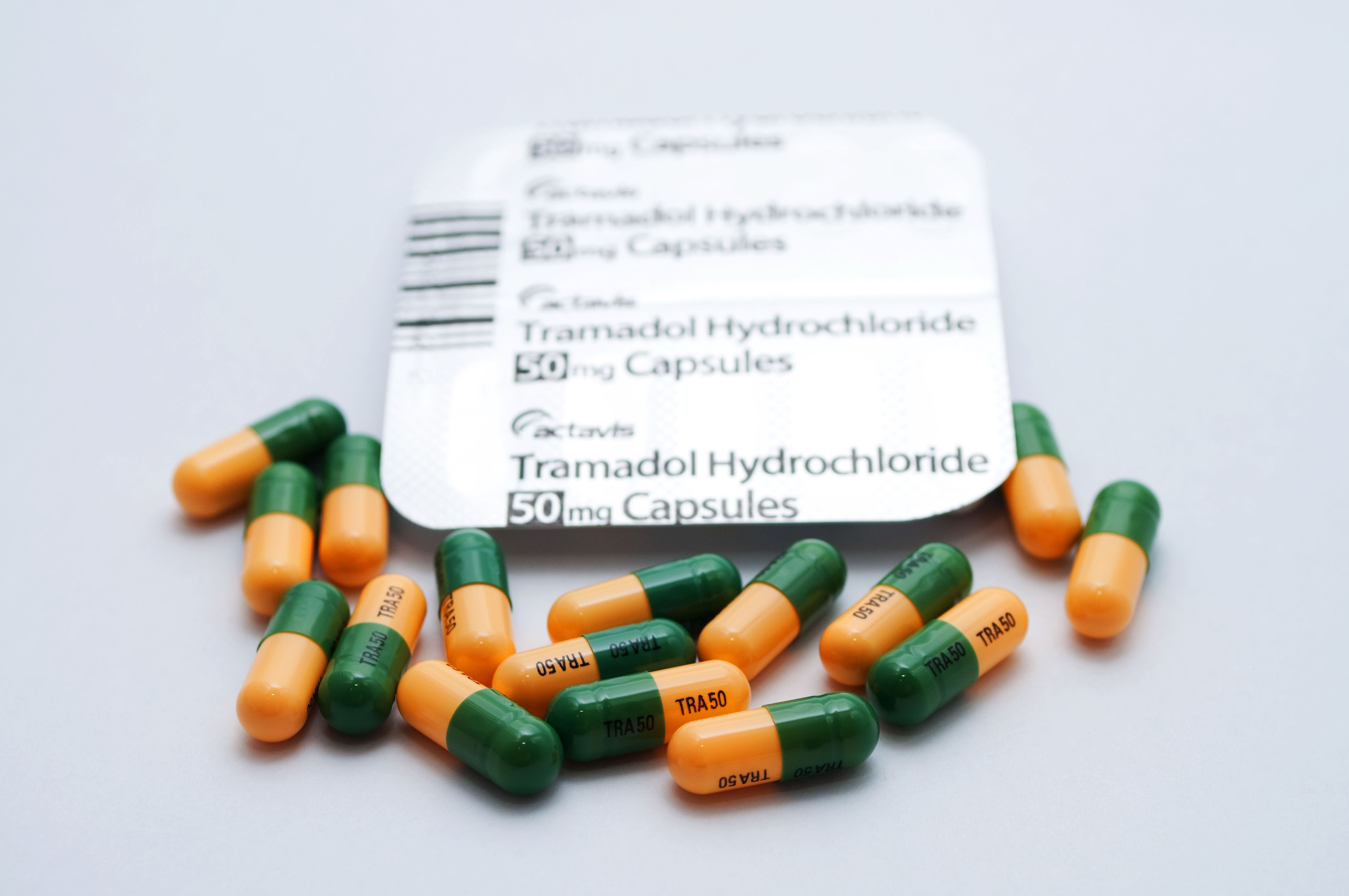 What are the effects of mixing tramadol and alcohol? 